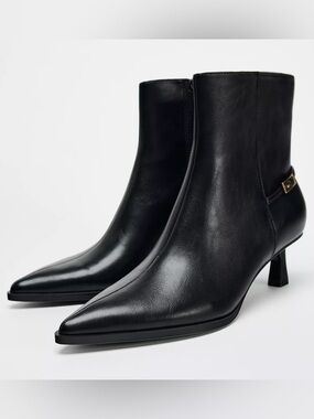 ZARA Heeled Ankle Boots With Buckle Size 40
